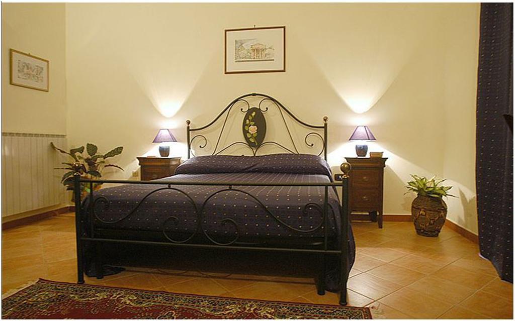 Hotel Ristorante Novecento Caserta Exteriör bild