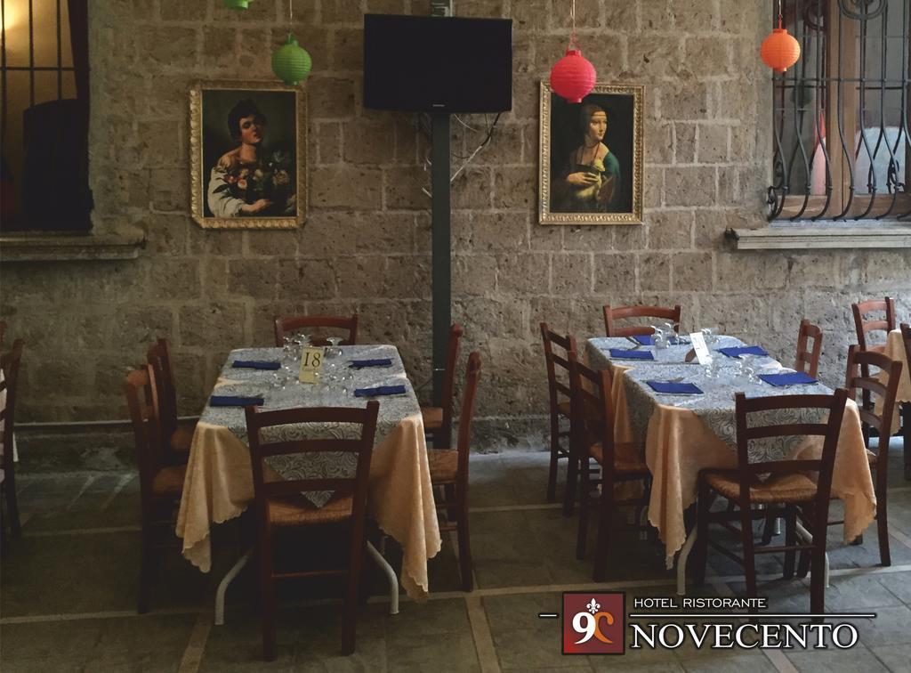 Hotel Ristorante Novecento Caserta Exteriör bild