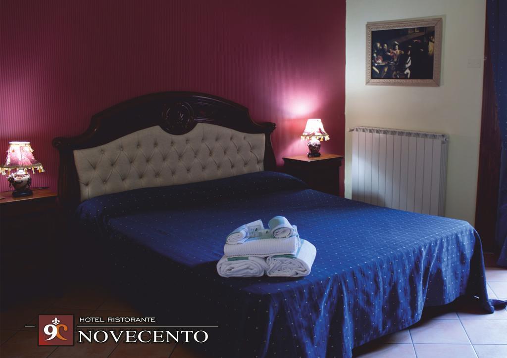 Hotel Ristorante Novecento Caserta Exteriör bild