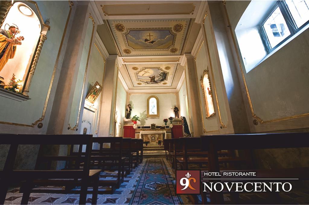 Hotel Ristorante Novecento Caserta Exteriör bild